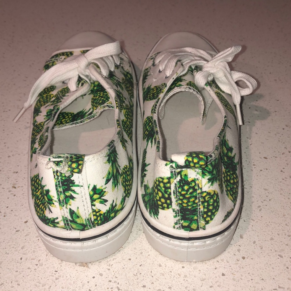 Shoes - Picture 3 of 3